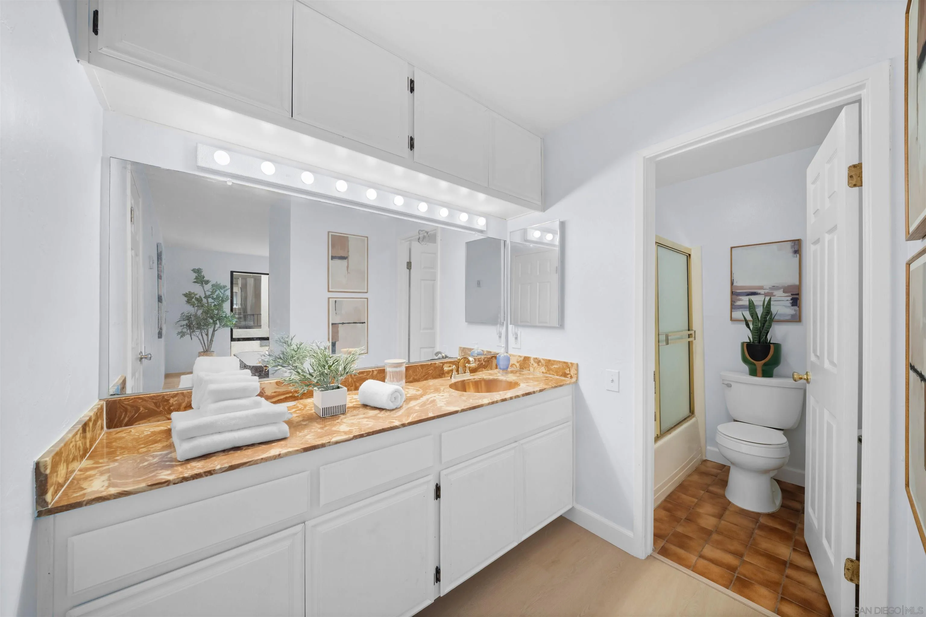 1235 Parker Pl Unit 2f