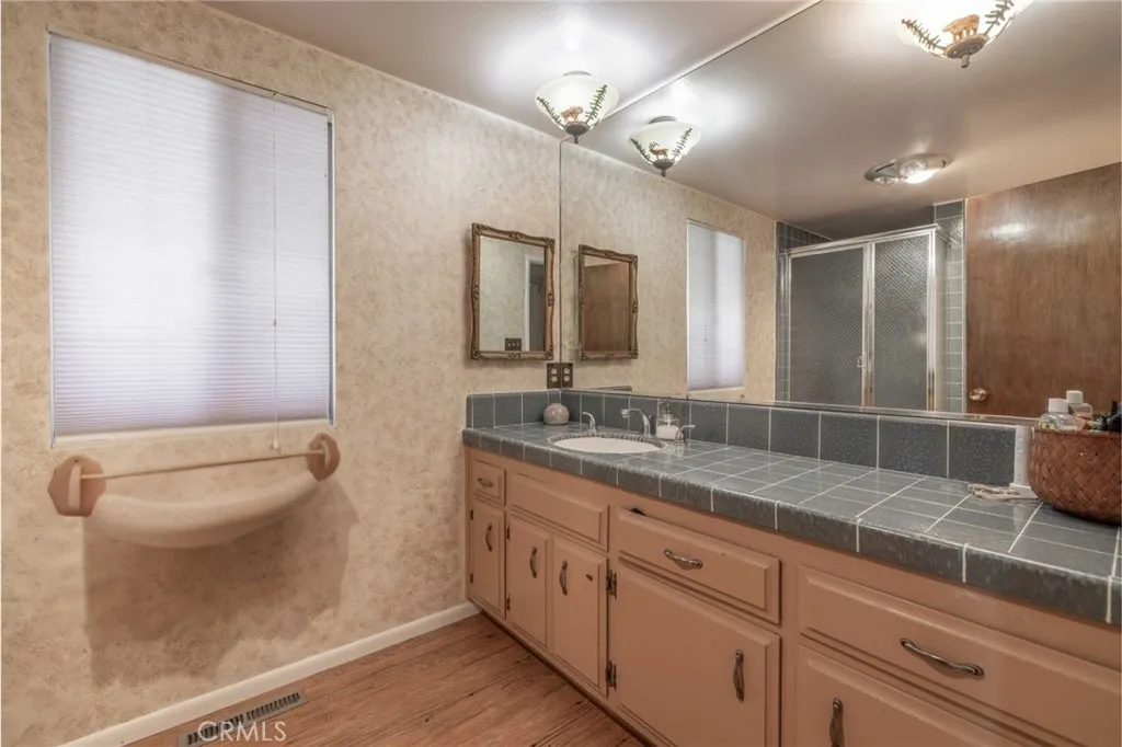 1112 Cedar Mountain Road