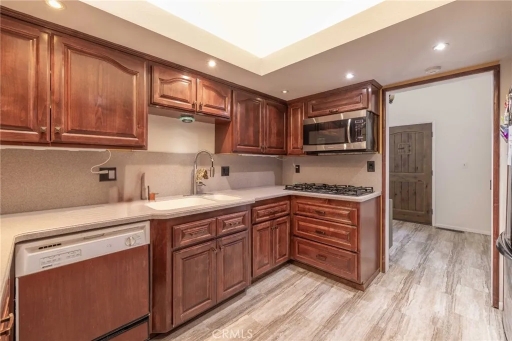 1112 Cedar Mountain Road