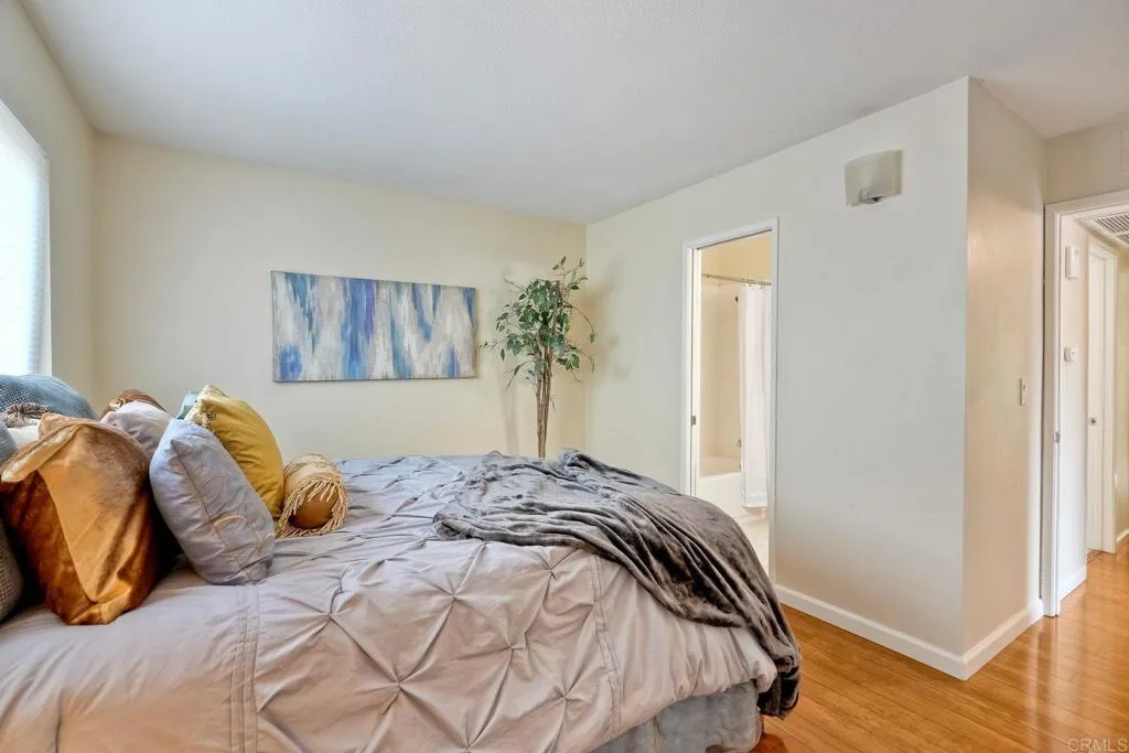 1811 E Grand Avenue Unit 107