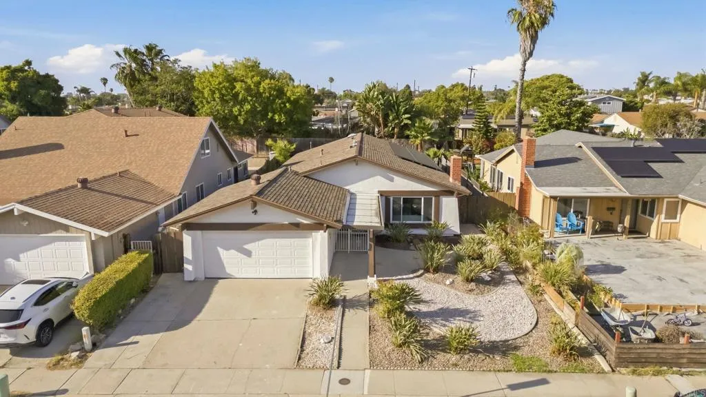 5848 Chateau Drive