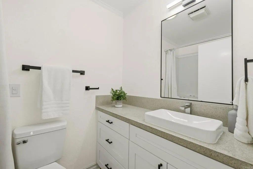 5848 Chateau Drive