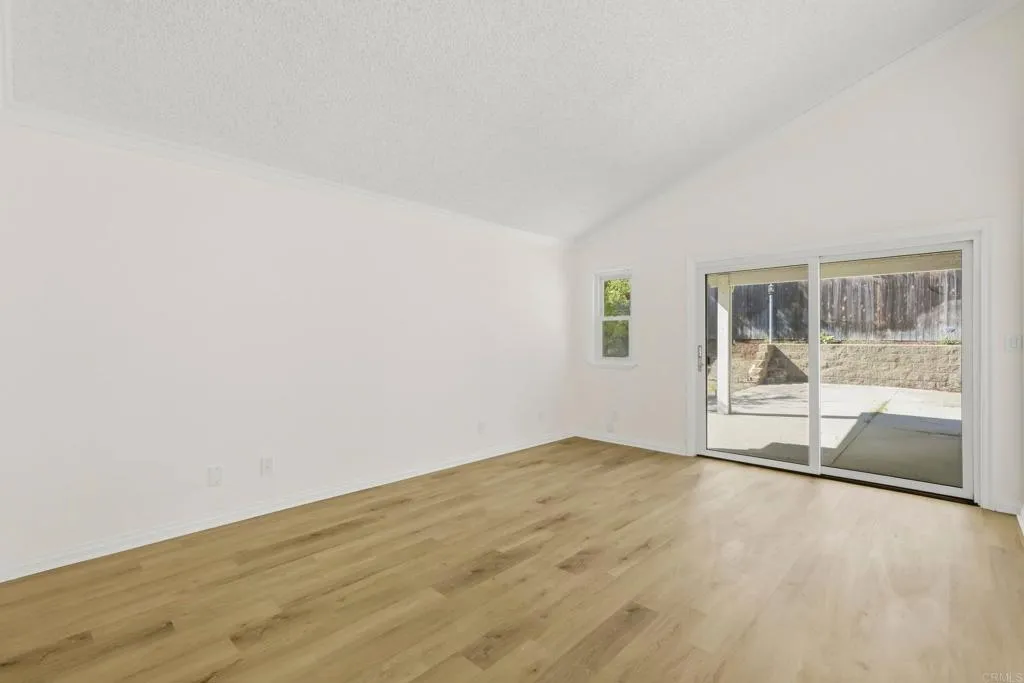 5848 Chateau Drive