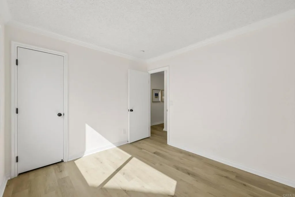 5848 Chateau Drive