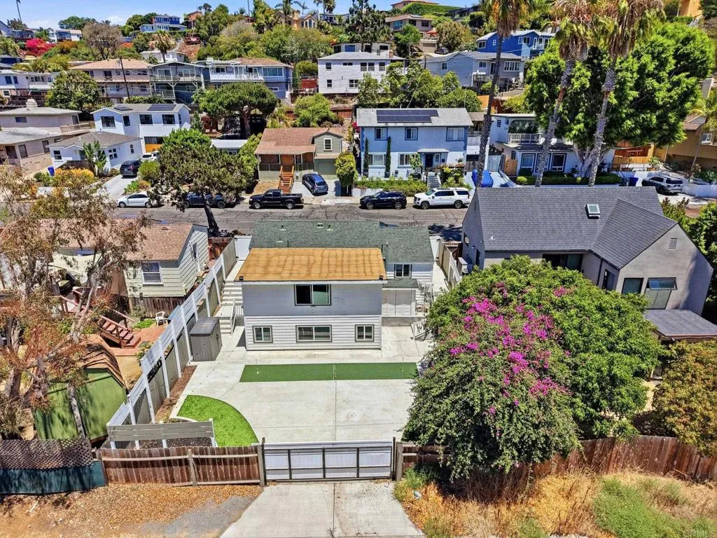 3517 Poe Street