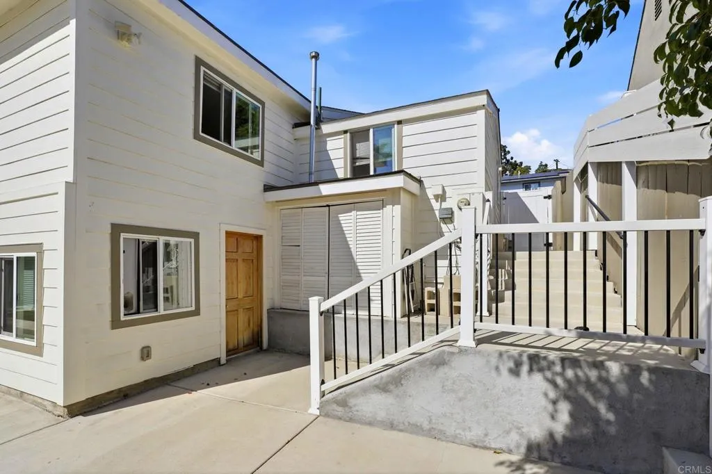 3517 Poe Street