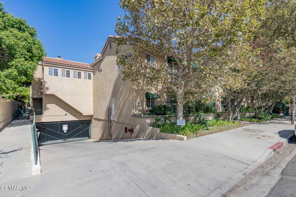 17809 Halsted Street 215