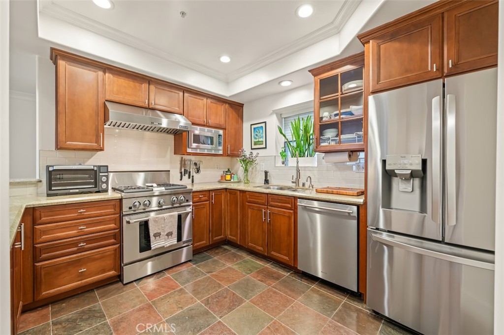 10618 Woodbridge Street 108