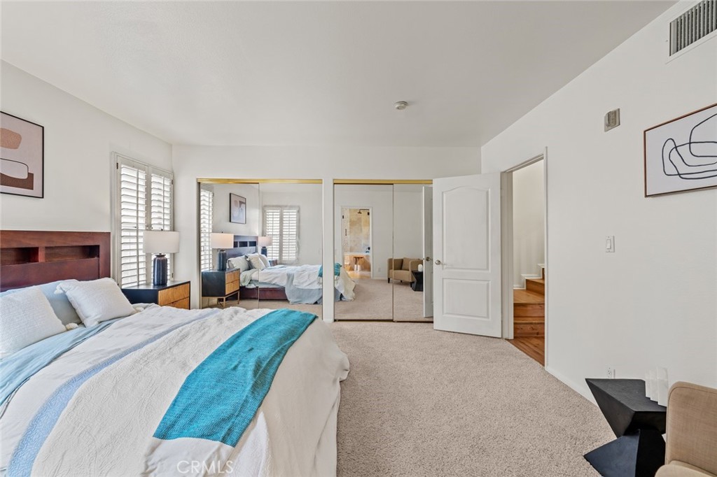 10657 1/2 Bloomfield Street