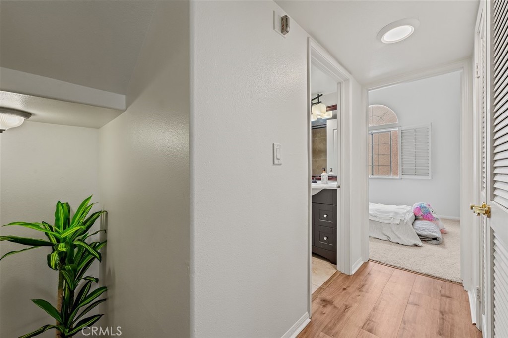 10657 1/2 Bloomfield Street