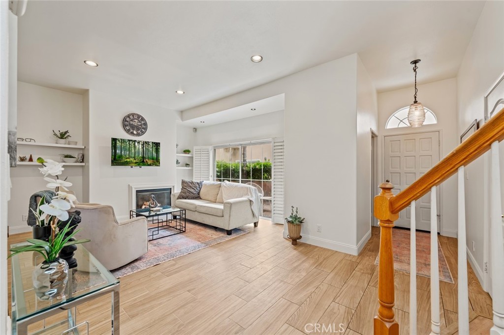 10657 1/2 Bloomfield Street