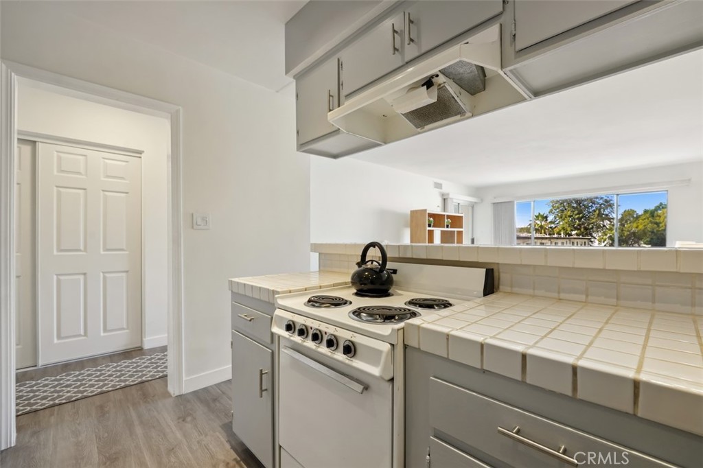 14335 Huston Street 212