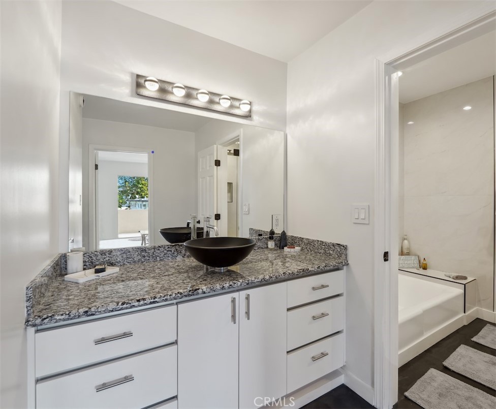 14335 Huston Street 212