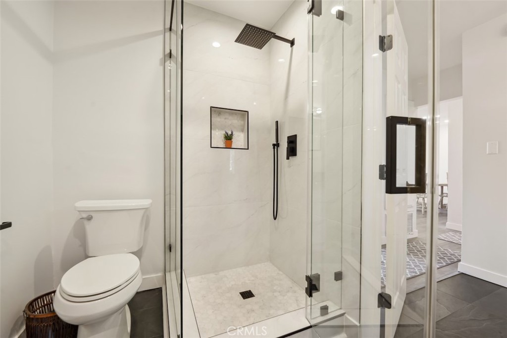 14335 Huston Street 212