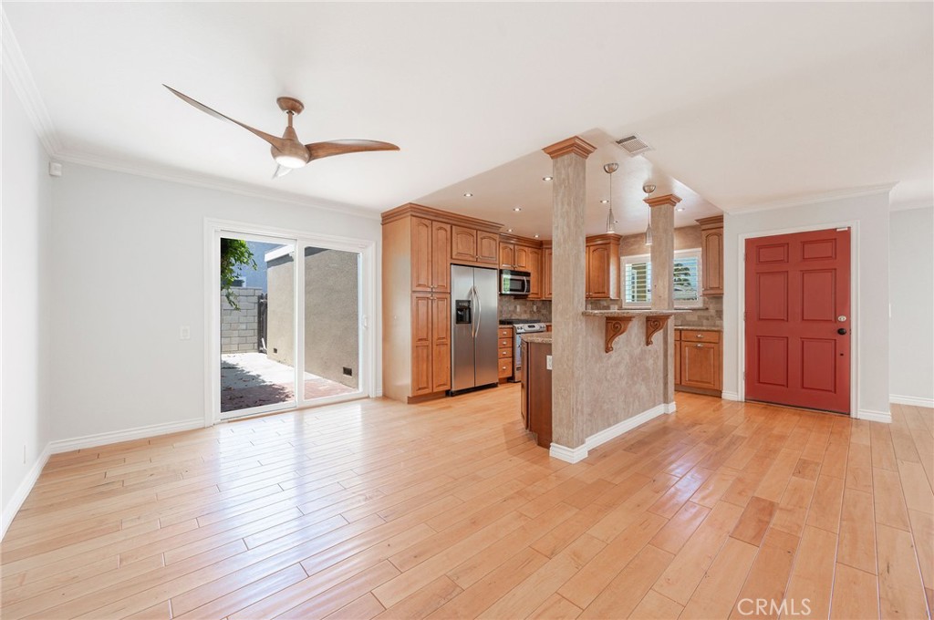 985 Ann Arbor Avenue