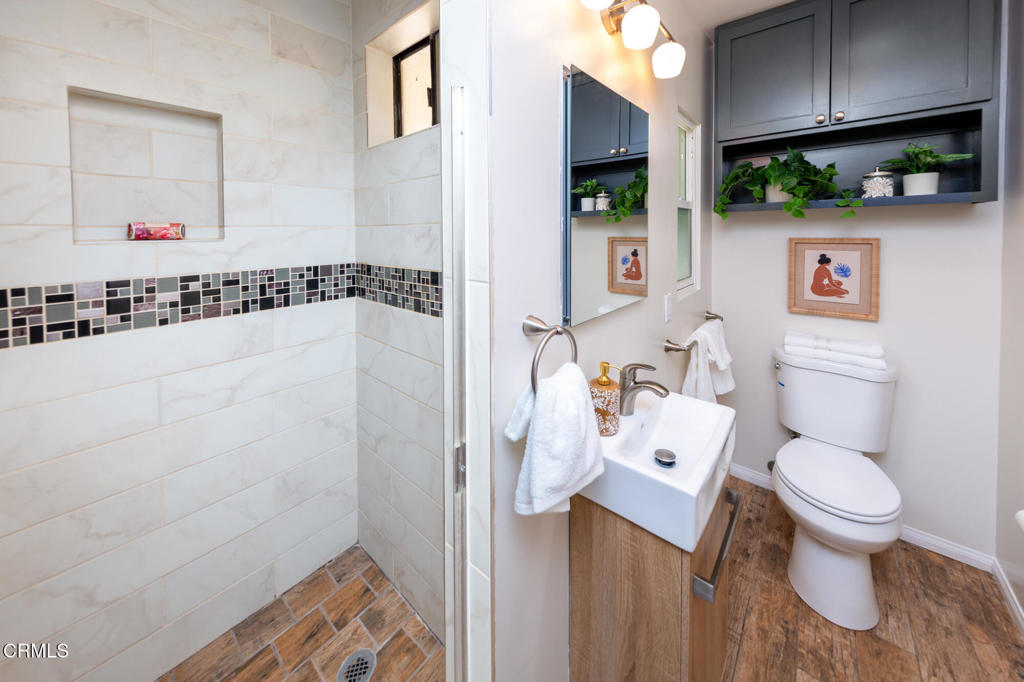 2767 Brookhill Street