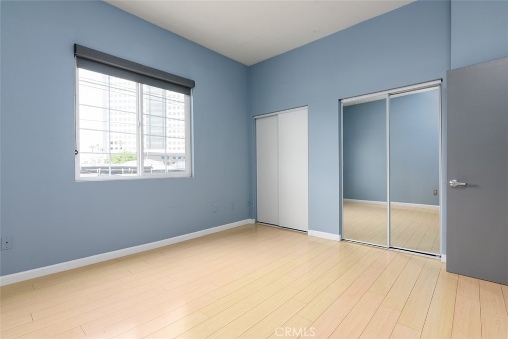 151 N Maple Street 210