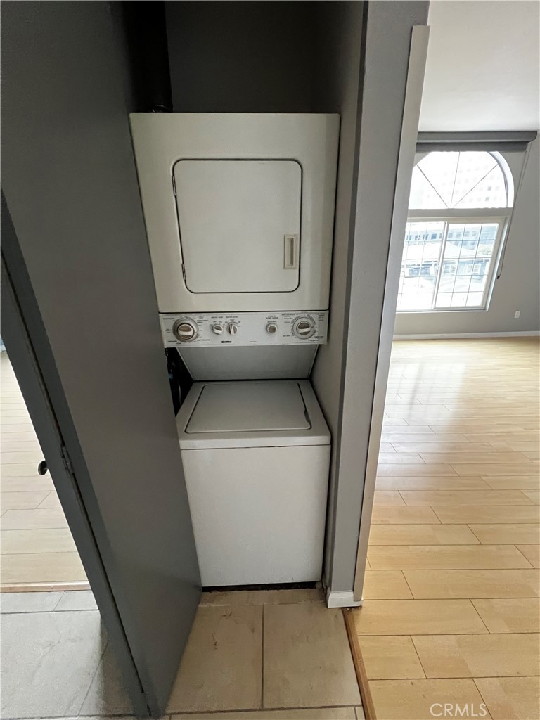 151 N Maple Street 210