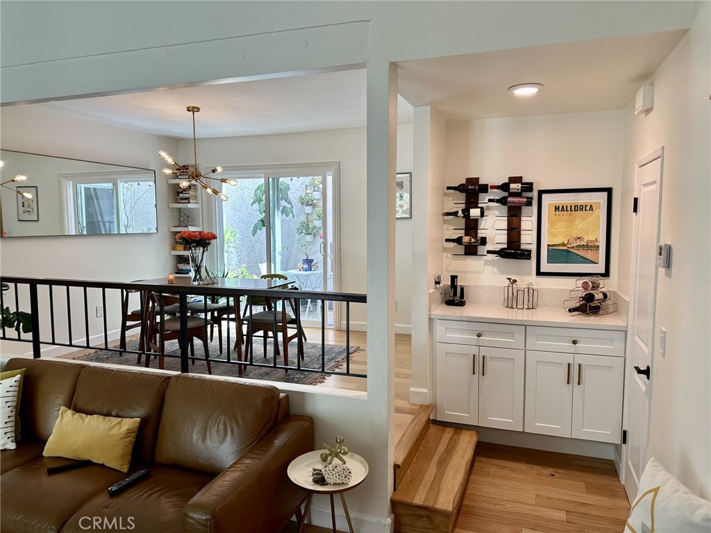 11738 Moorpark Street L