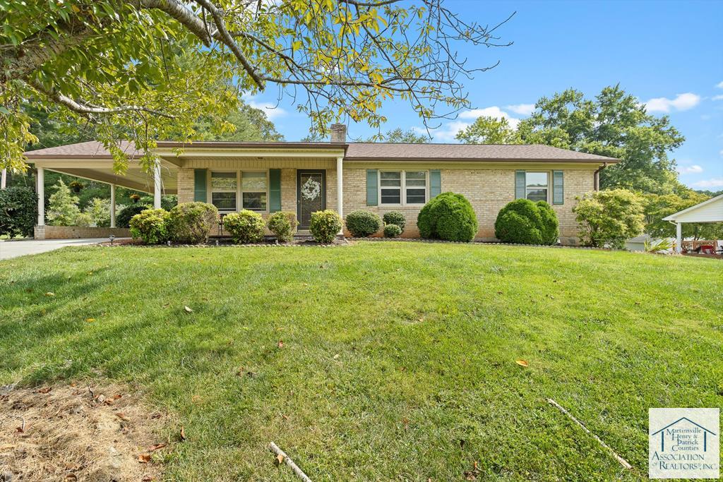 36 Lawless Dr
