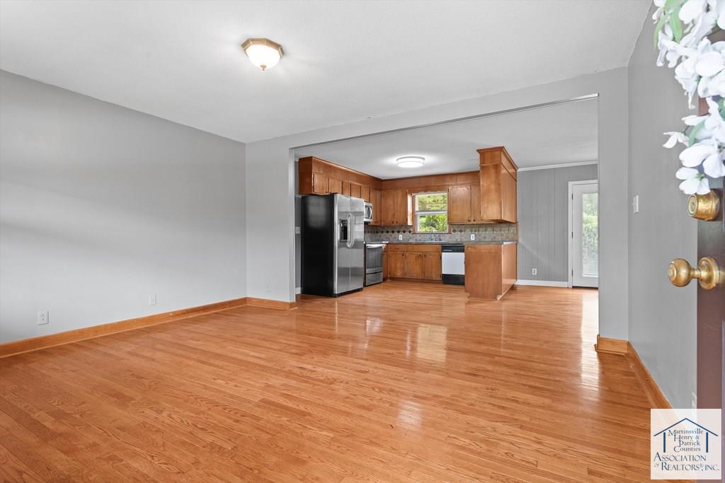36 Lawless Dr