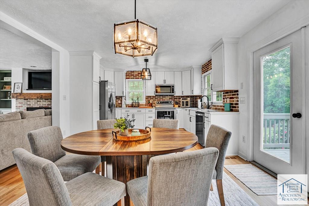 3848 Via Orchard Road