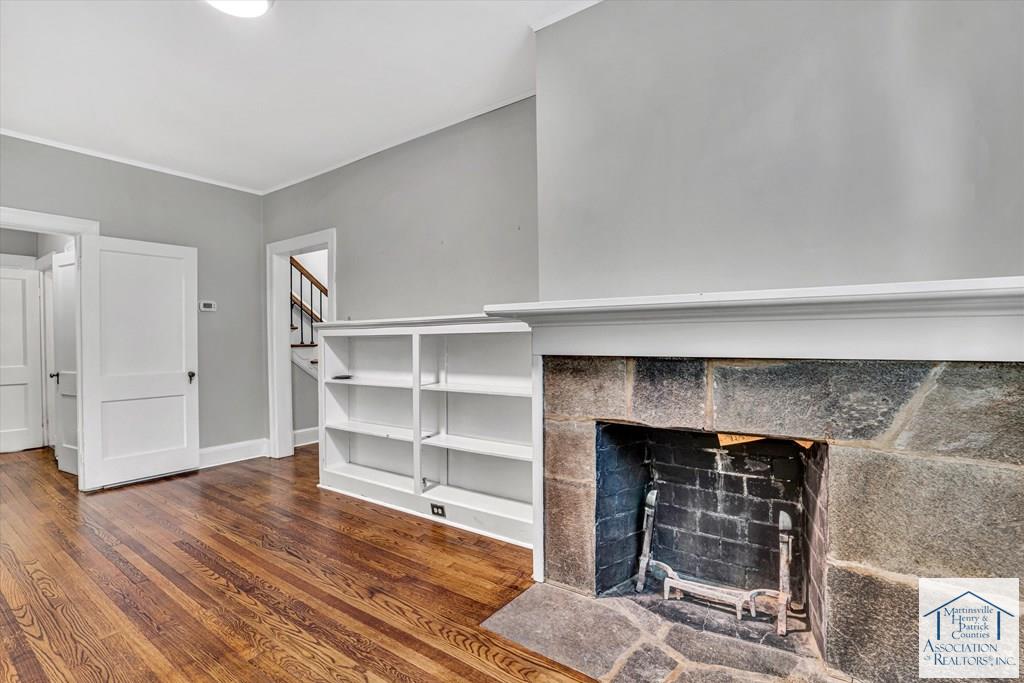 1027 Mulberry Rd