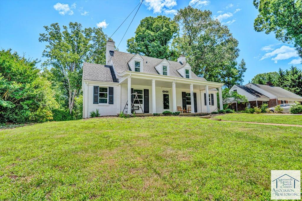 1027 Mulberry Rd
