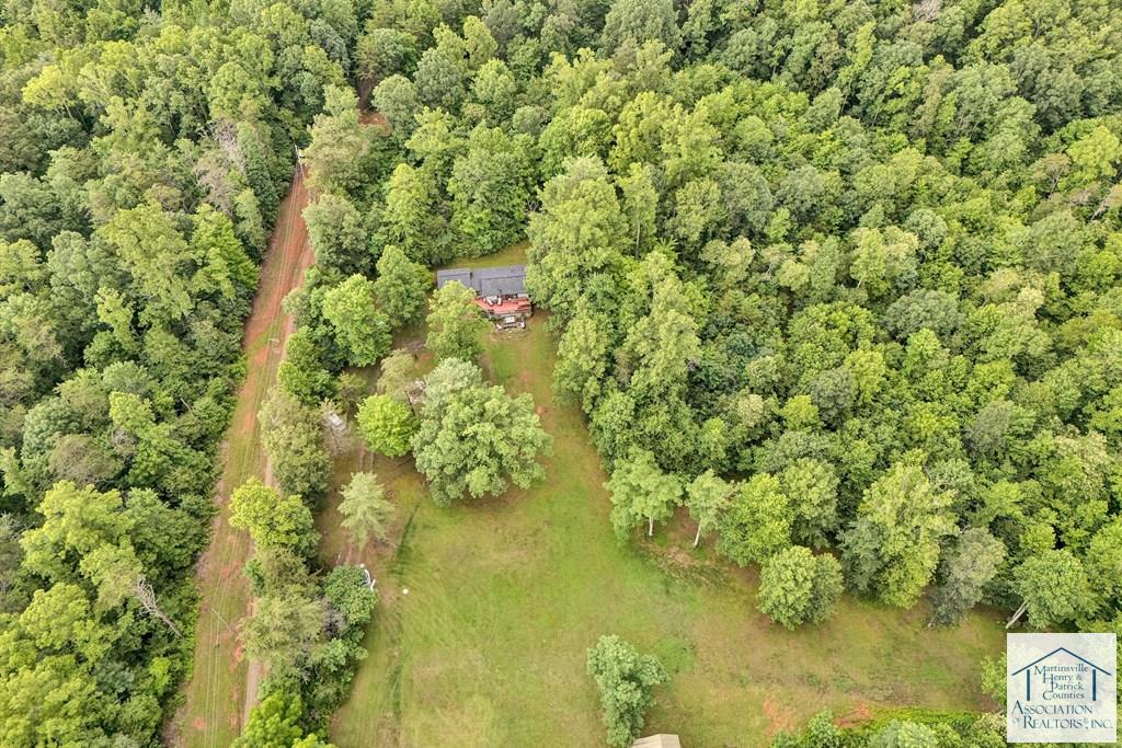 492 Stillwater Ln