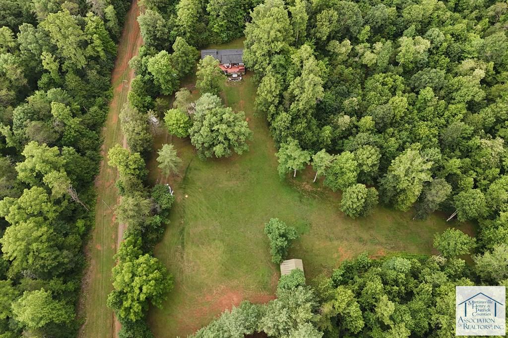 492 Stillwater Ln