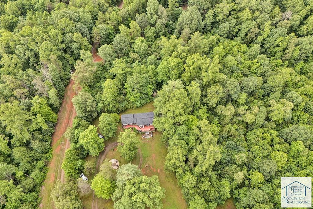 492 Stillwater Ln