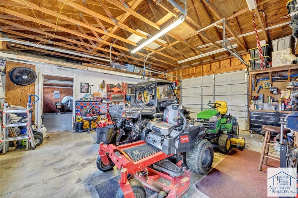 898 Mica Rd
