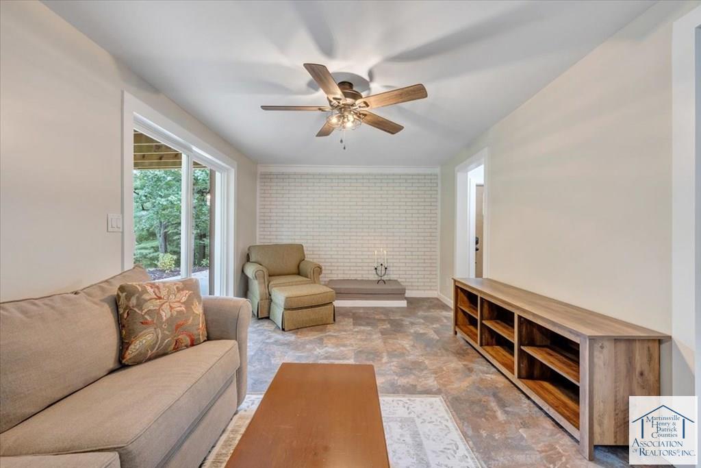 611 Bel Air Rd