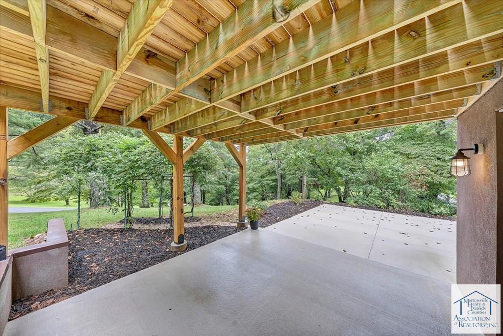 611 Bel Air Rd