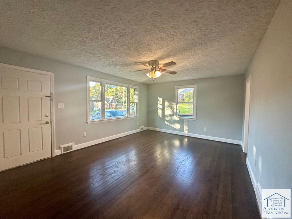 822 Hundley Street, Martinsville