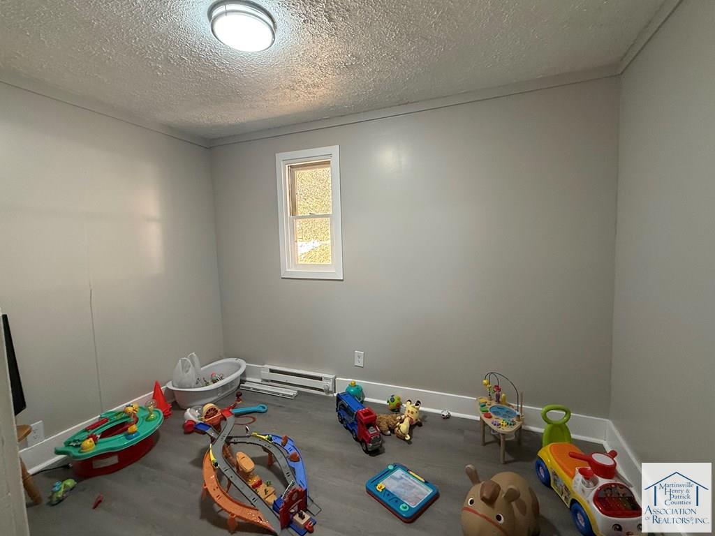 575 Colonial Hill Dr