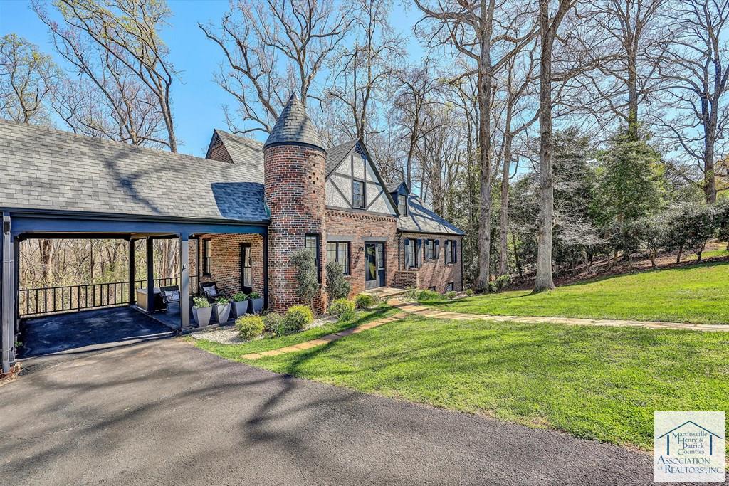 925 Mulberry Rd