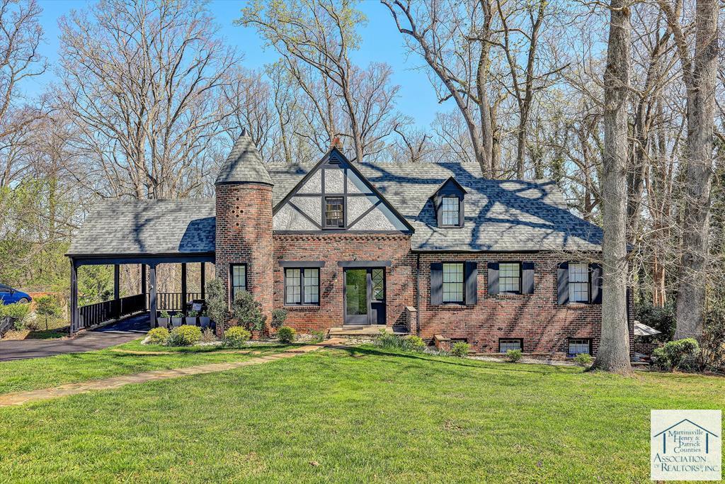 925 Mulberry Rd