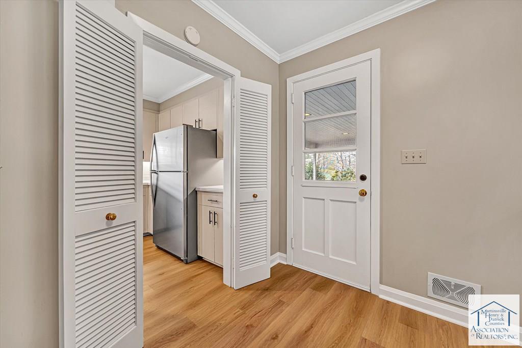 1503 Lakeview Trail