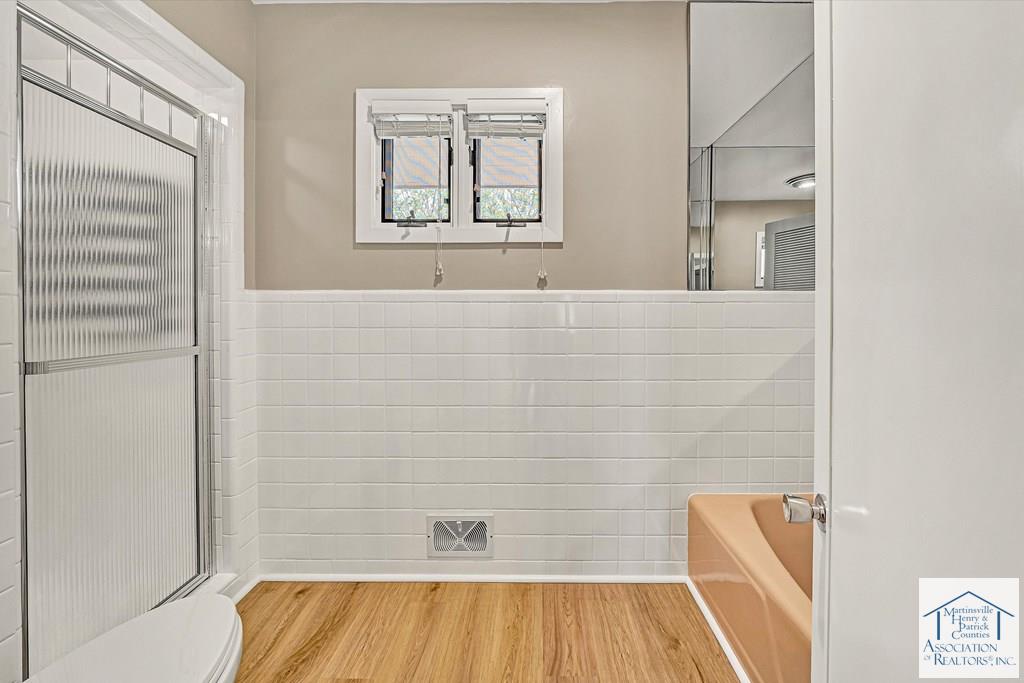 1503 Lakeview Trail