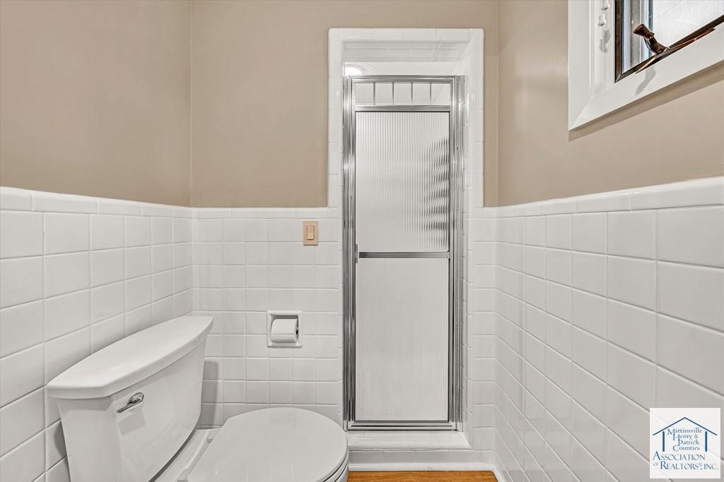 1503 Lakeview Trail
