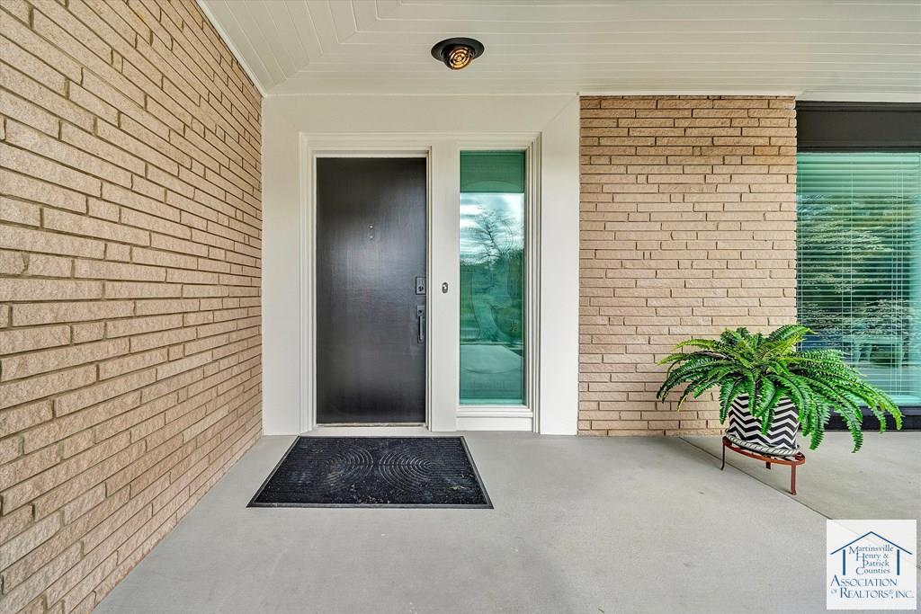 1503 Lakeview Trail
