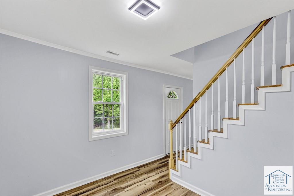 68 Booker Rd
