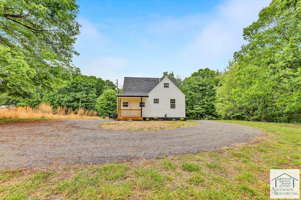 68 Booker Rd