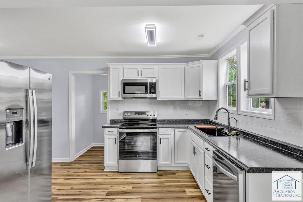 68 Booker Rd