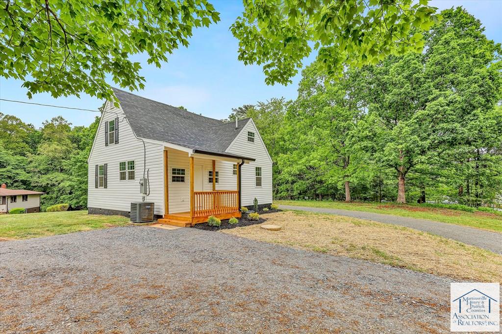 68 Booker Rd