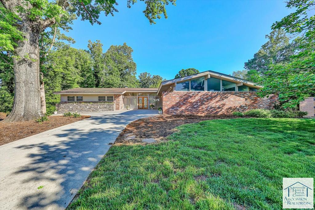1515 Sam Lions Trail