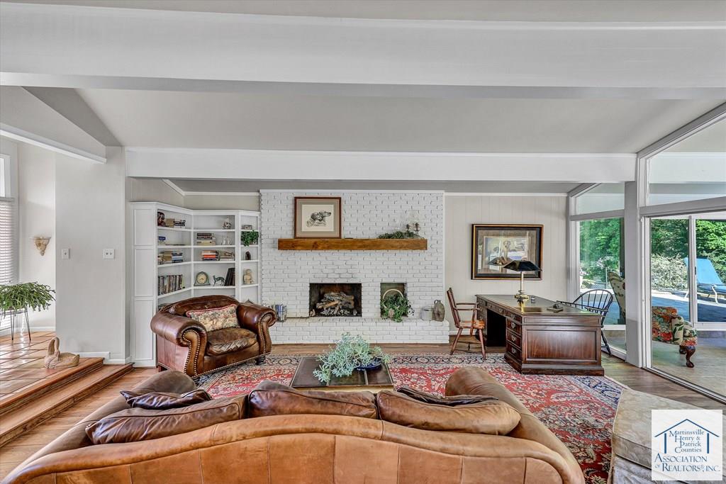 1515 Sam Lions Trail