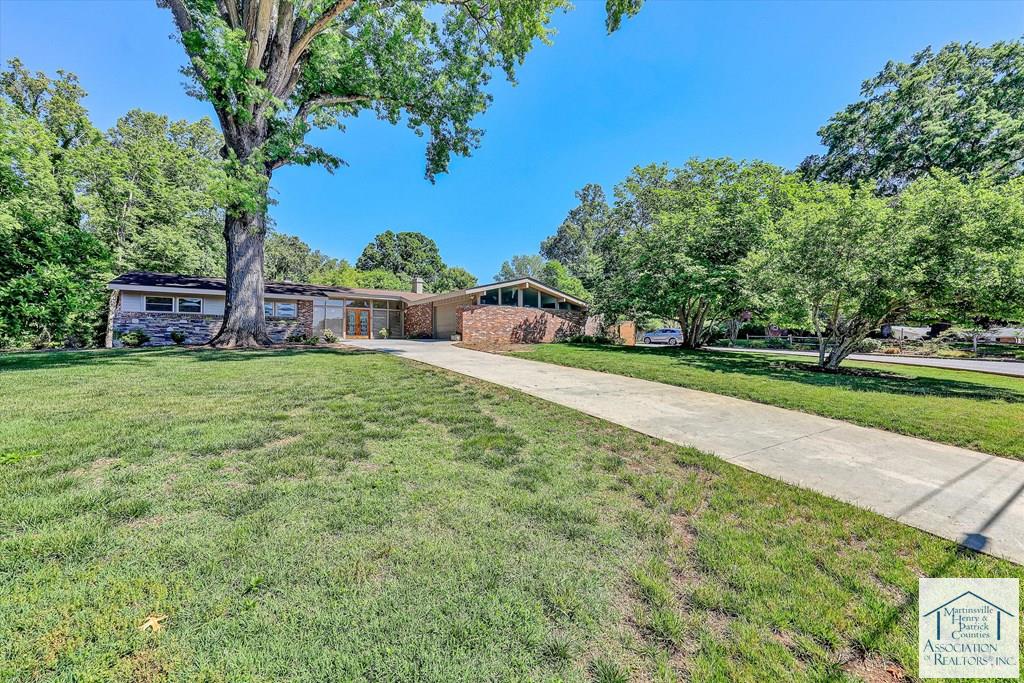 1515 Sam Lions Trail