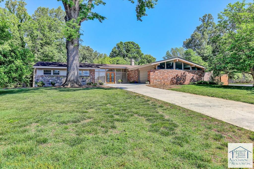 1515 Sam Lions Trail